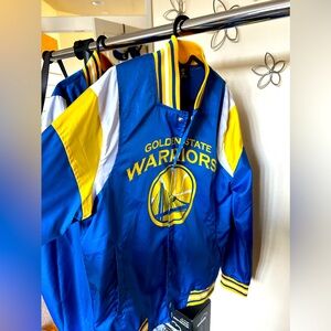 Stylish Warriors jacket, only wore once. perfect for fans!